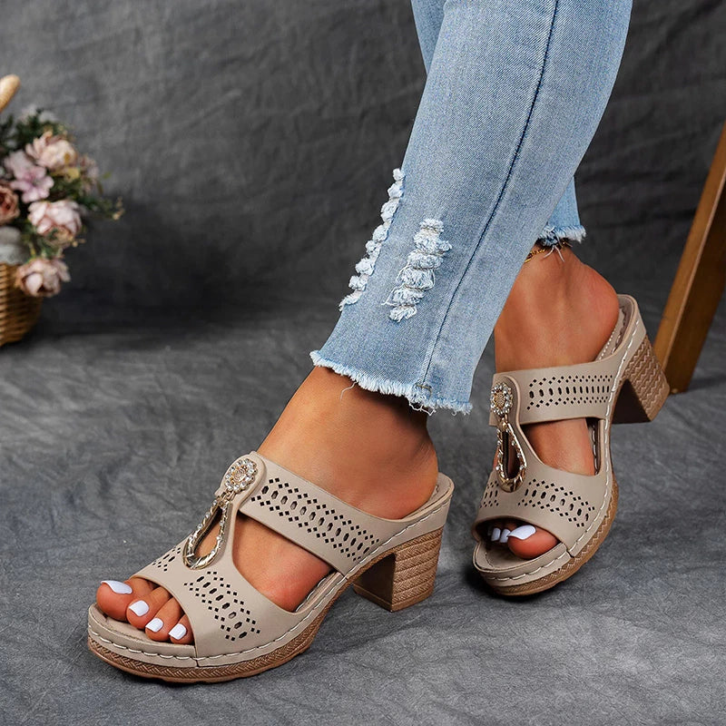 Victoria™ | Chic and comfortable orthopaedic sandals