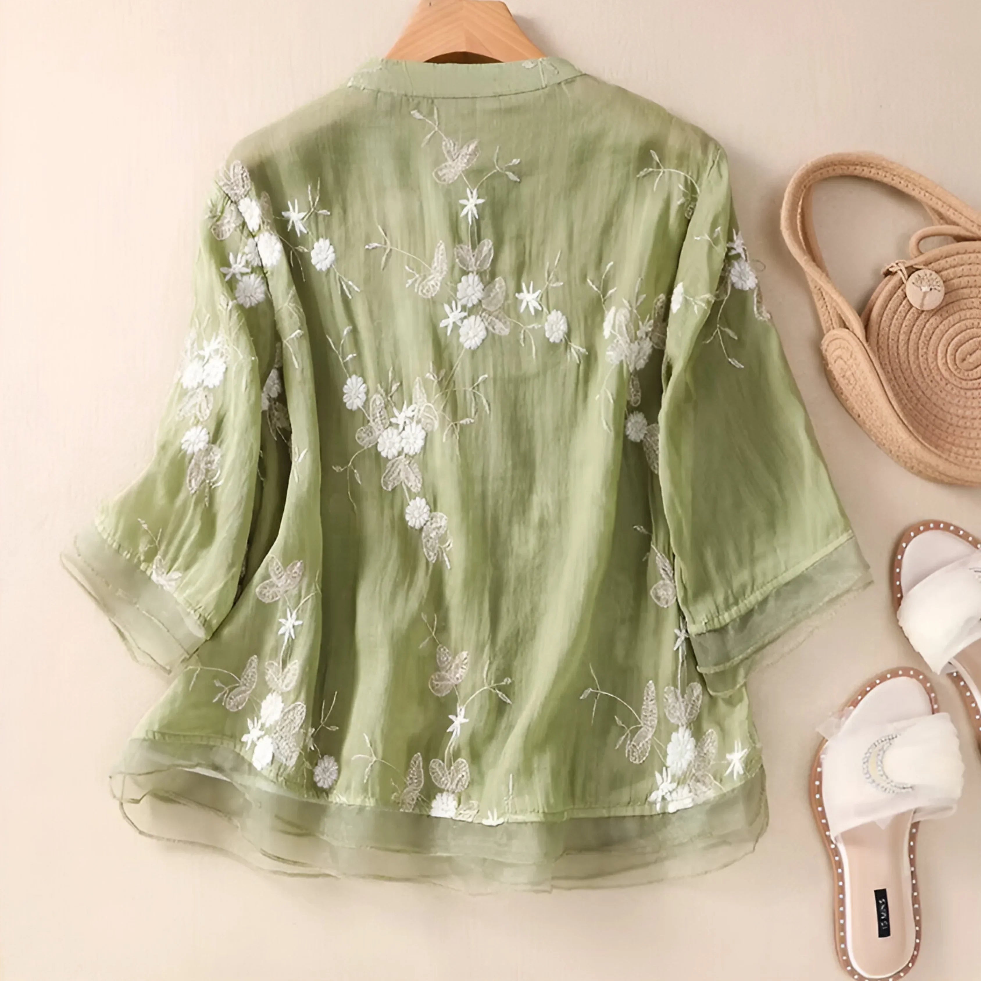 Sofia™ | Top in Cotone Ricamato - Amore - Milano.it